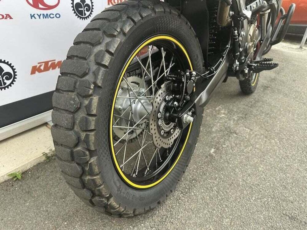 Voge 300 GY Rally (2022) (2)