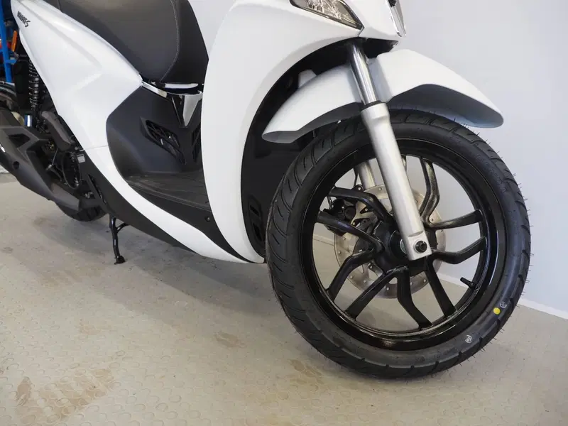 Kymco People 200i S (2021 - 26) (6)