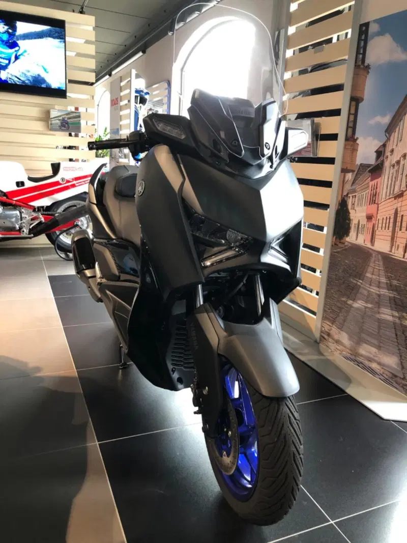 Yamaha X-Max 300 (2025 - 26)