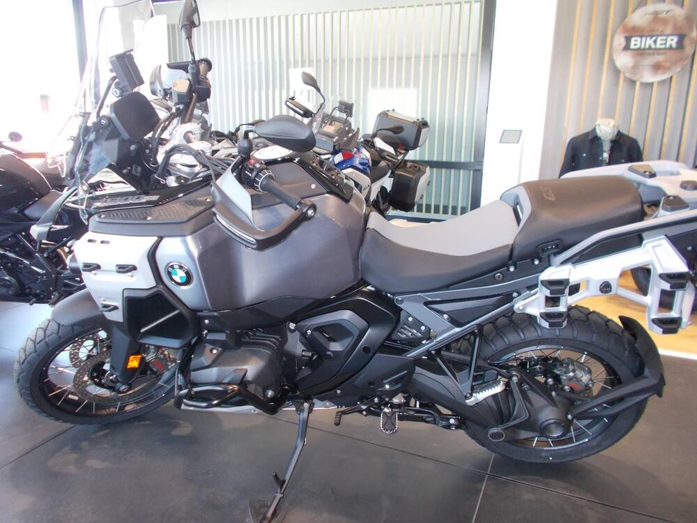 Bmw R 1300 GS Adventure Triple Black (2025) (2)