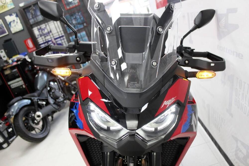 Honda Africa Twin CRF 1100L ES (2024 - 25) (4)