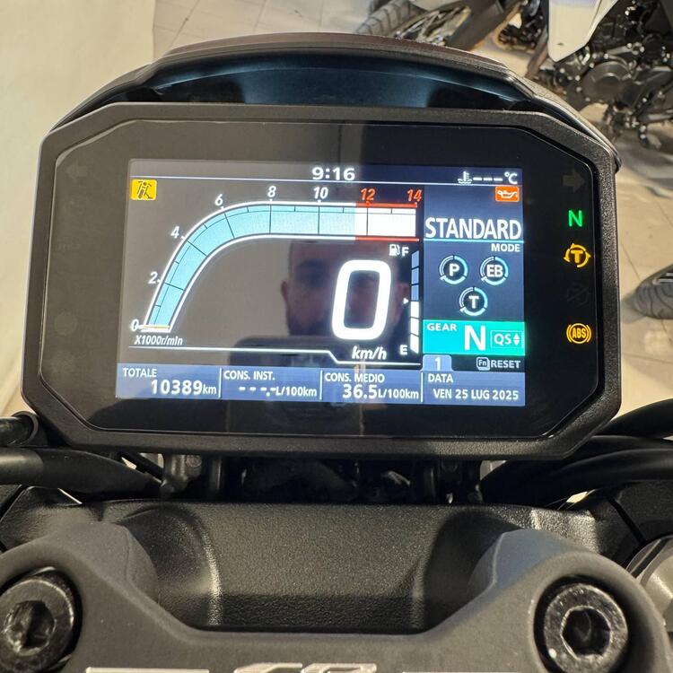 Honda CB 1000 R Black Edition (2021 - 25) (4)