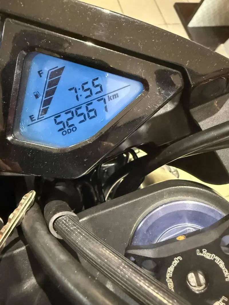 Honda CB 1000 R (2008 - 10) (7)