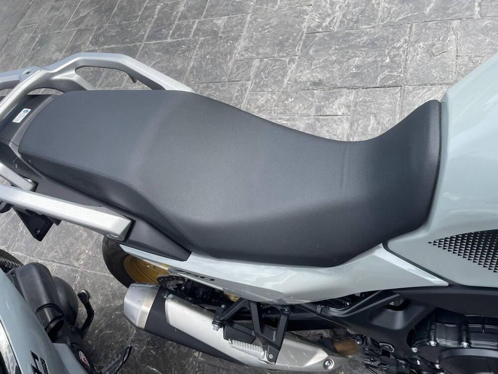 Honda Transalp XL750 (2025) (5)