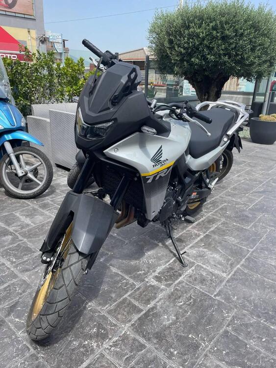 Honda Transalp XL750 (2025)
