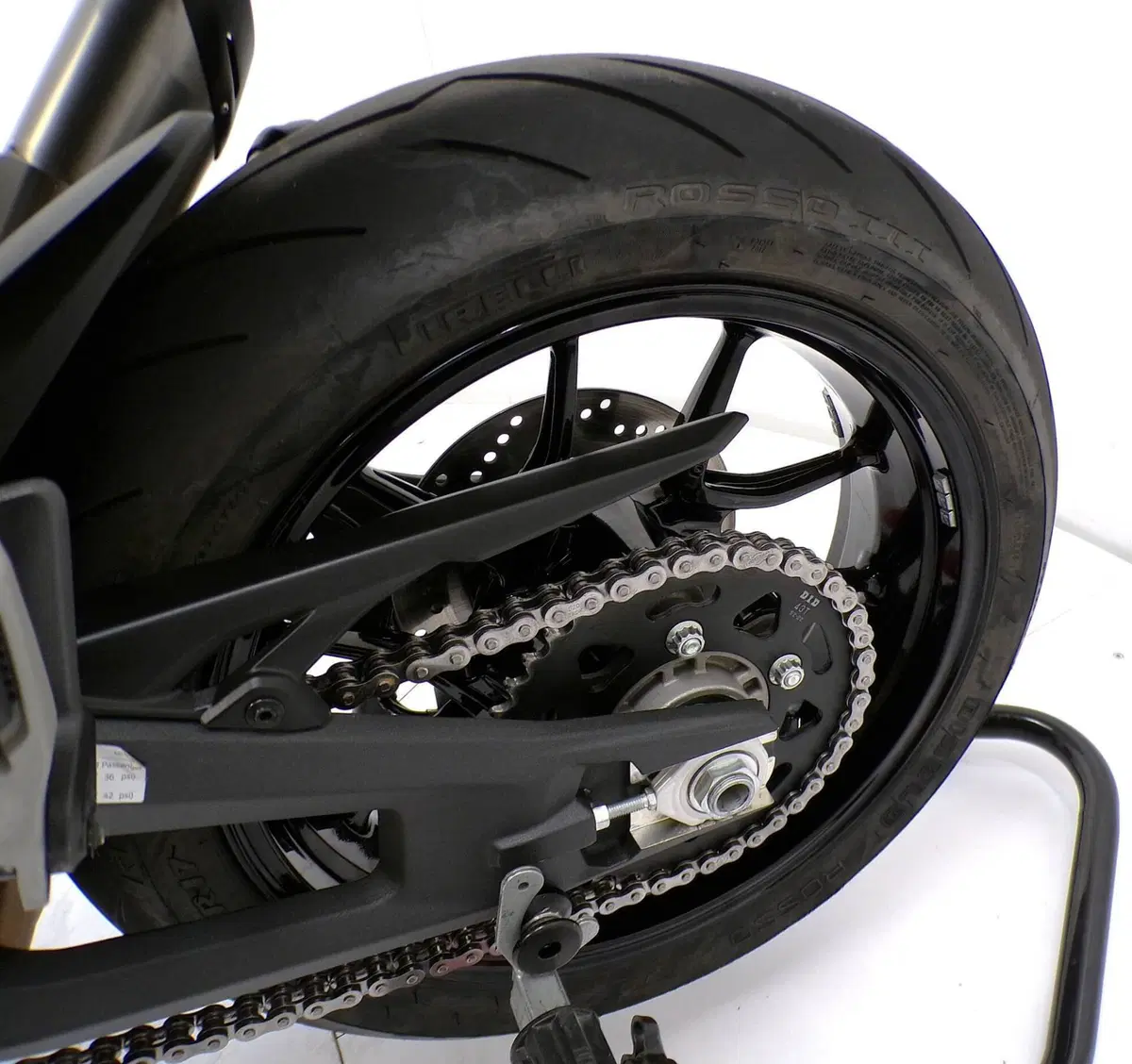 Ducati Monster 937 + (2021 - 25) (8)