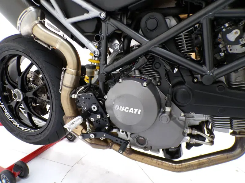 Ducati Hypermotard 796 (2012) (8)