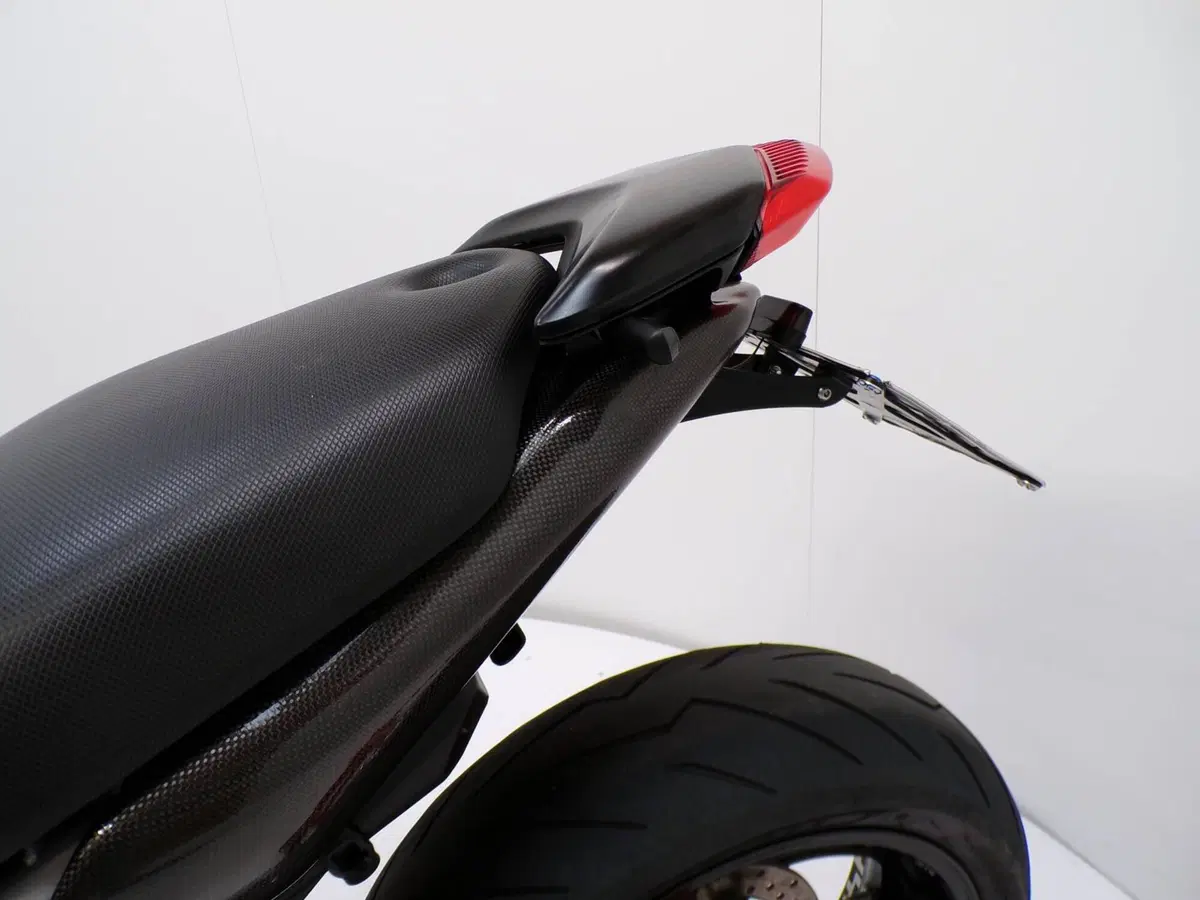 Ducati Hypermotard 796 (2012) (9)