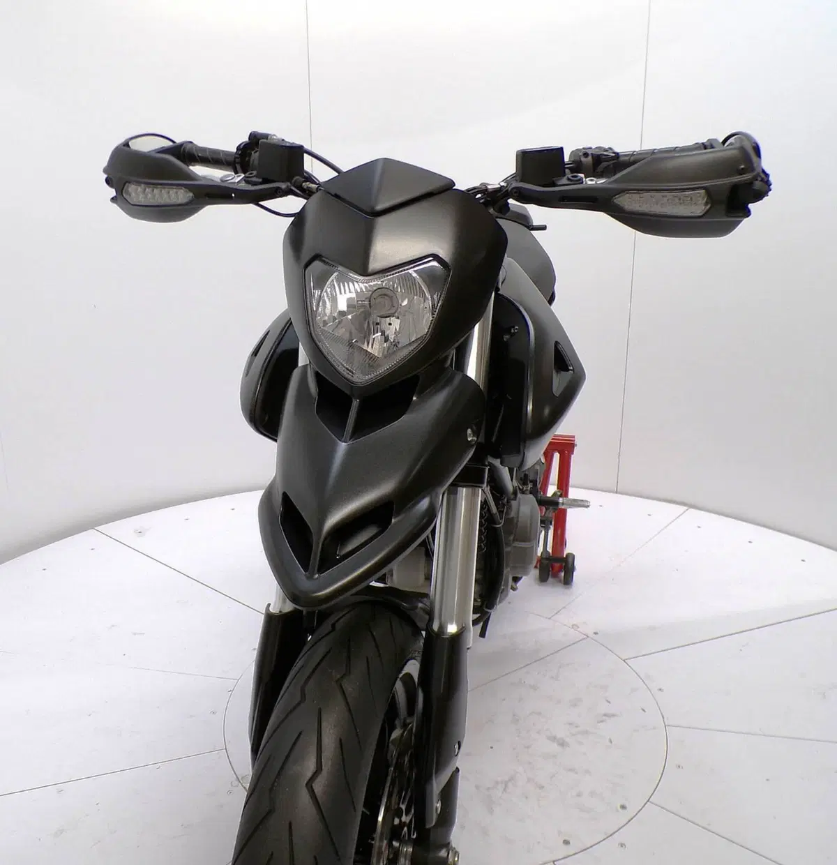 Ducati Hypermotard 796 (2012) (11)