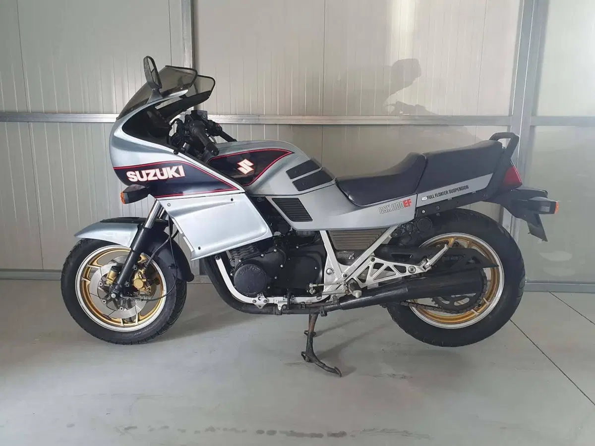 Suzuki 1100 GSXEF  (5)
