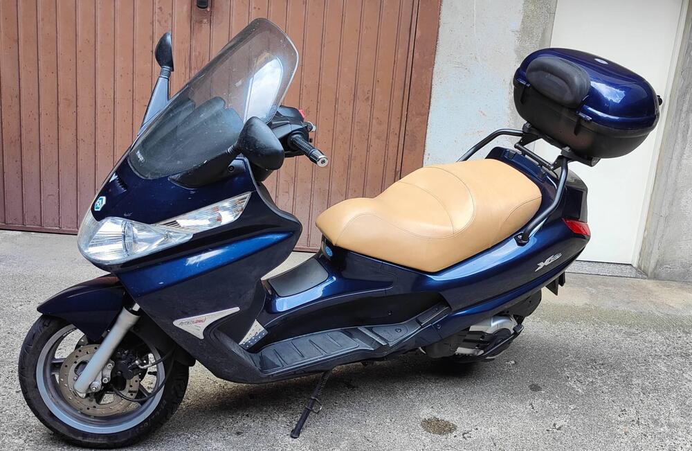 Piaggio X8 400 i.e. (2)