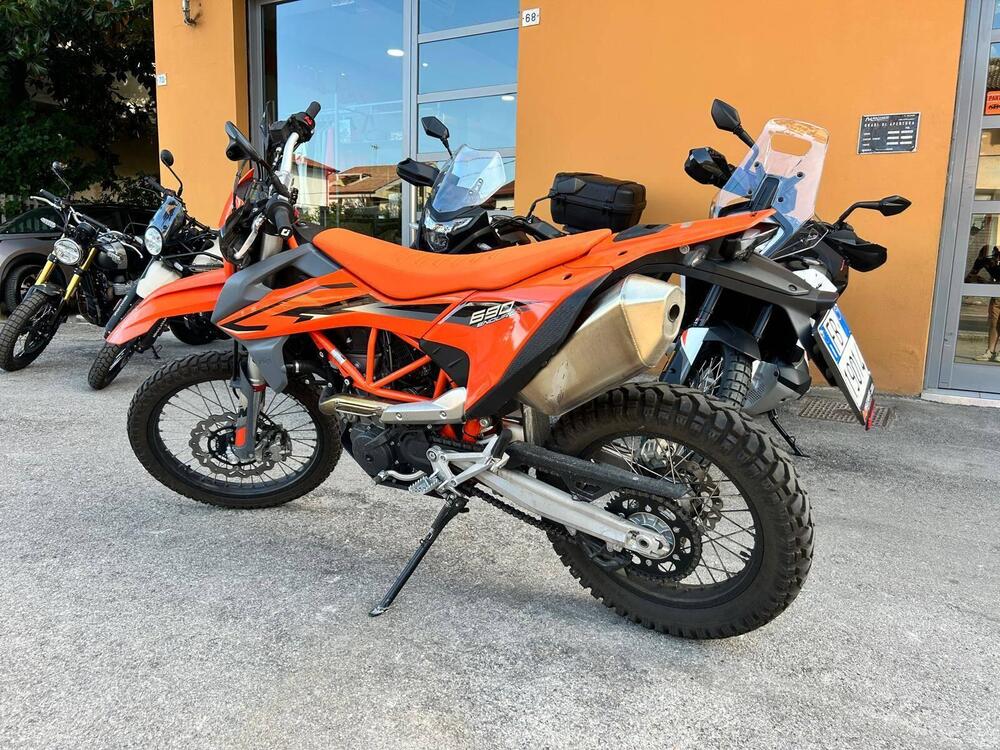 KTM 690 Enduro R (2022 - 25) (4)