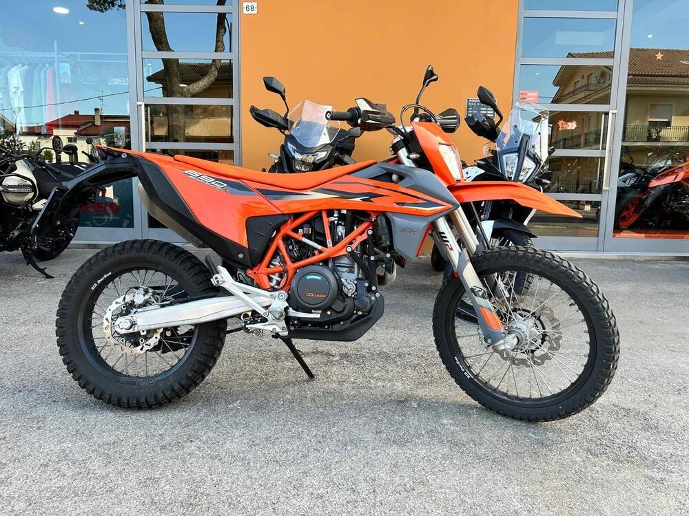 KTM 690 Enduro R (2022 - 25)