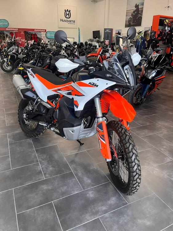 KTM 890 Adventure R (2023 - 24) (3)