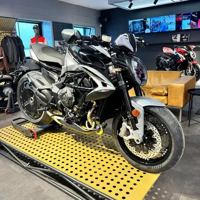 MV Agusta Dragster 800 RR Ottantesimo (2025 - 26) nuova