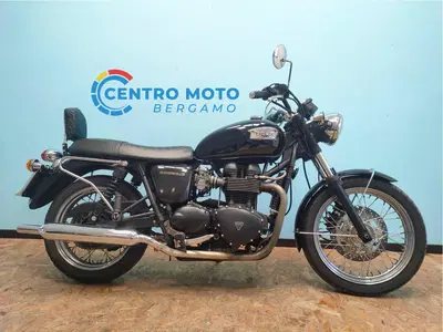 Triumph Bonneville 800 (2002 - 07) usata
