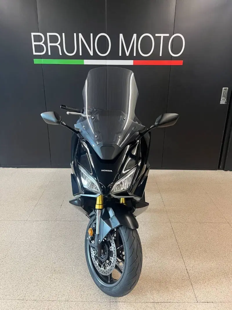 Honda Forza 750 DCT (2021 - 24) (3)