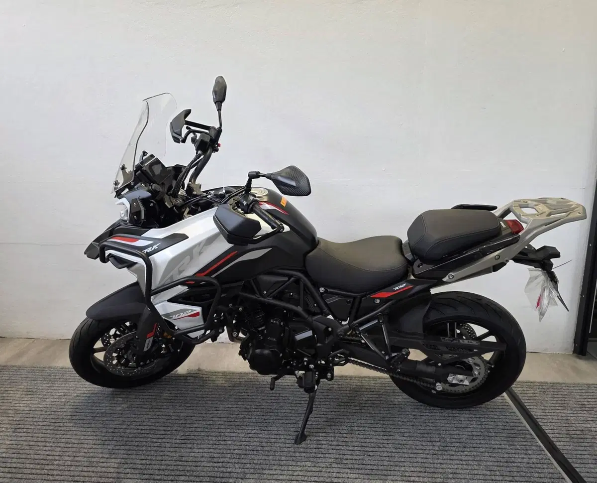 Benelli TRK 702 (2026) (2)