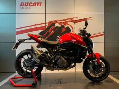Ducati Monster 937 (2021 - 25) usata