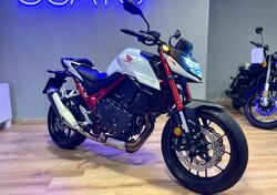 Honda CB 750 Hornet (2023 - 24) usata