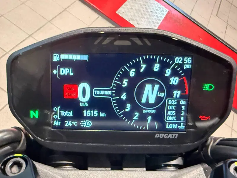 Ducati Monster 937 (2021 - 25) (15)