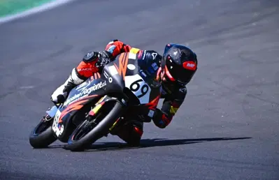Dunlop CIV 2025, Misano. Marcos Ruda assurdo in Moto3: cade da leader, riparte e vince