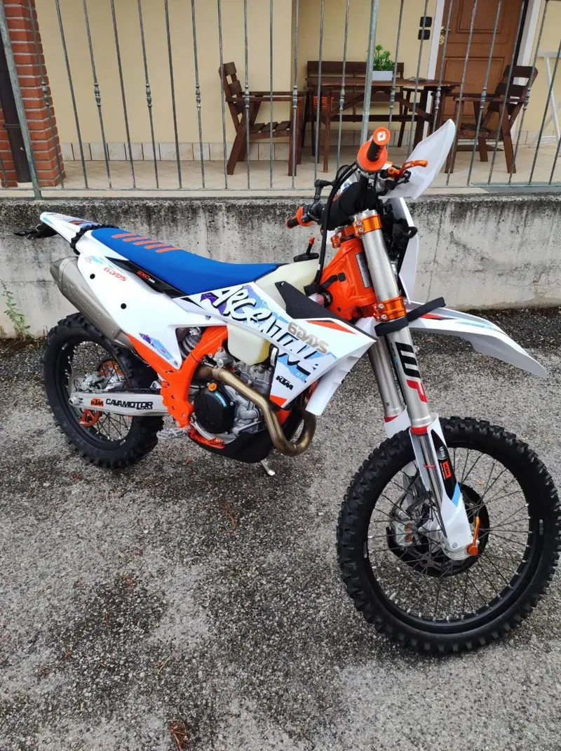 KTM 500 EXC-F Six Days (2024) (14)