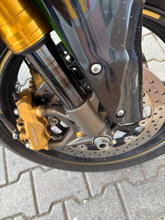 Kawasaki Ninja 1000 ZX-10R (2004 - 05) (5)