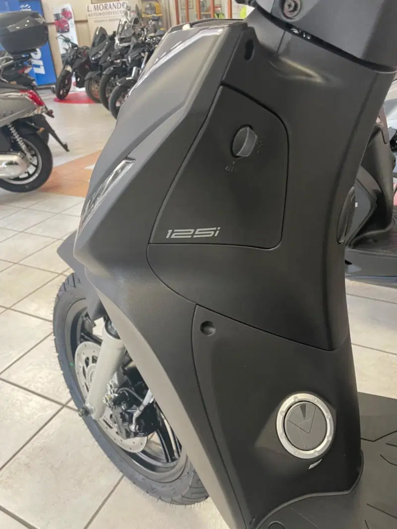 Kymco People 200i S (2021 - 26) (4)