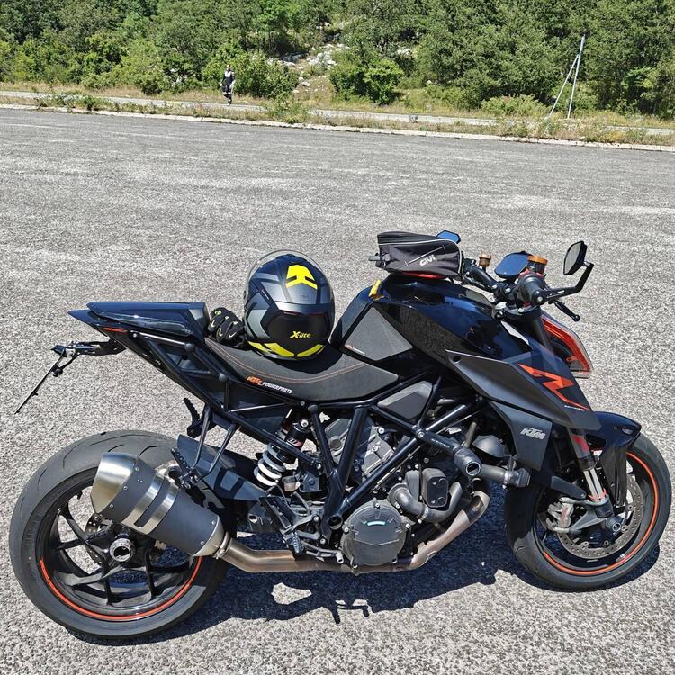 KTM 1290 Super Duke R ABS (2017 - 18) (2)