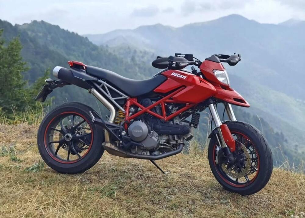 Ducati Hypermotard 796 (2012)