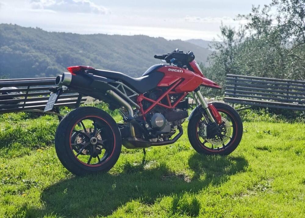 Ducati Hypermotard 796 (2012) (5)