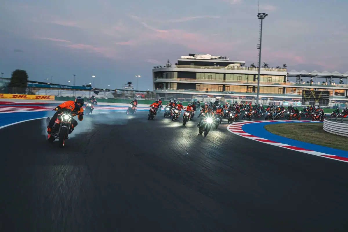 KTM Orange Parade Misano (5)