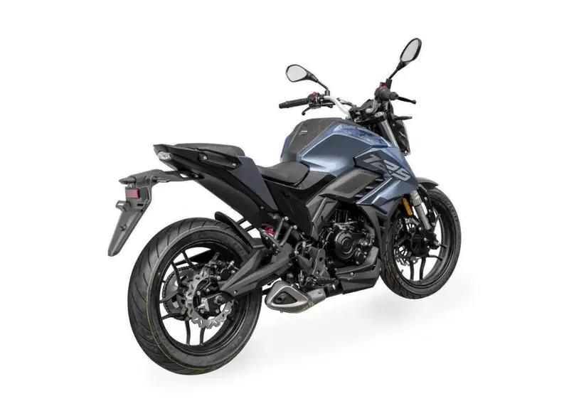 Cyclone Battlo Battlo 5S (2025 - 26) (3)