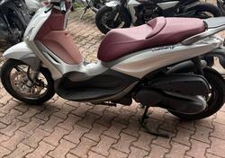 Piaggio Beverly 350 SportTouring ie ABS (2011 - 17) usata