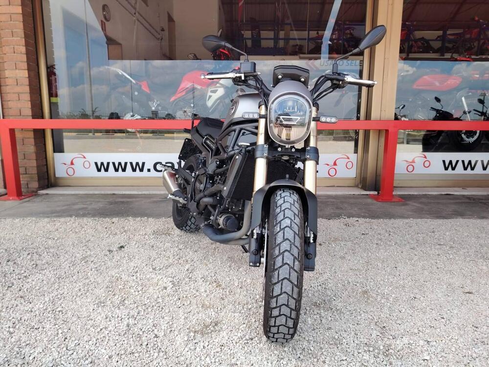 Benelli Leoncino 800 (2022 - 25) (2)