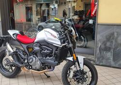 Ducati Monster 937 + (2021 - 25) usata
