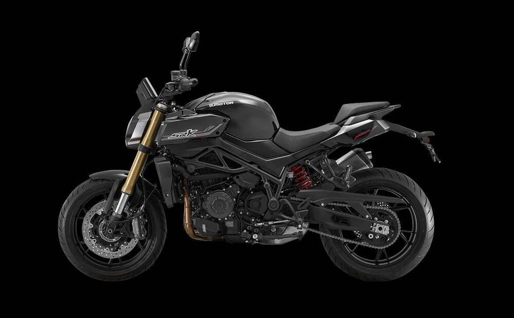 QJ Motor SRK 900 (2025) (2)
