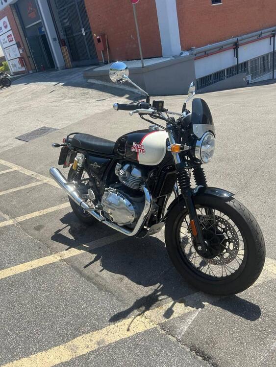 Royal Enfield Interceptor 650 (2021 - 25) (3)