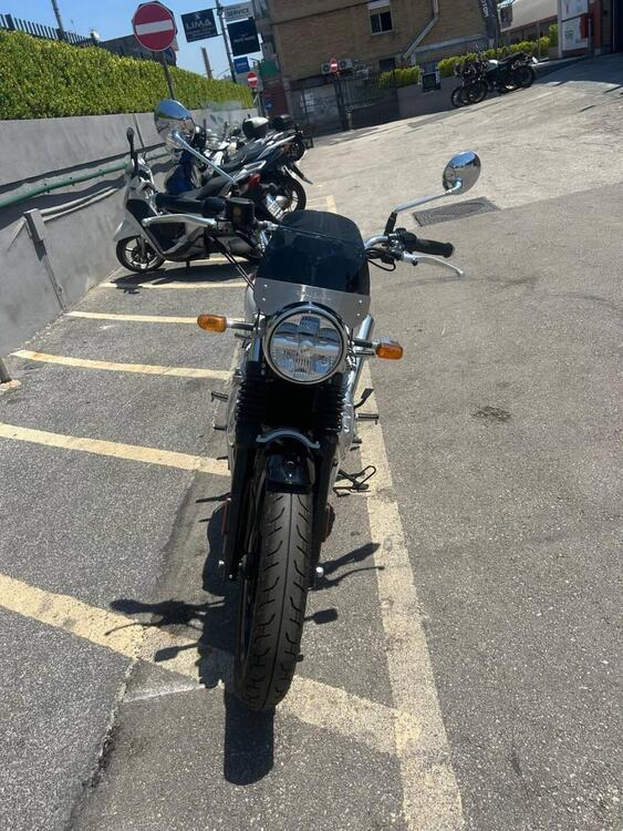 Royal Enfield Interceptor 650 (2021 - 25) (4)