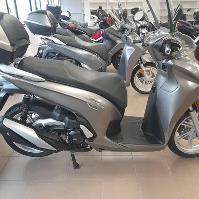 Honda SH 350 (2021 - 24) usata