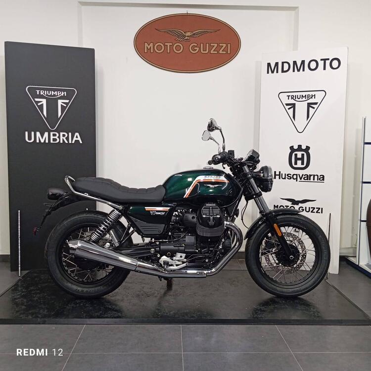 Moto Guzzi V7 Special (2025)