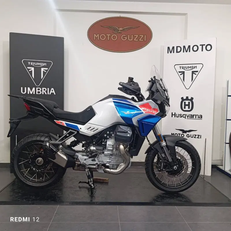 Moto Guzzi Stelvio Duecento Tributo (2025 - 26)