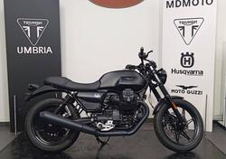 Moto Guzzi V7 Stone (2025) nuova