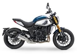 CFMOTO 700CL-X Heritage (2021 - 25) nuova