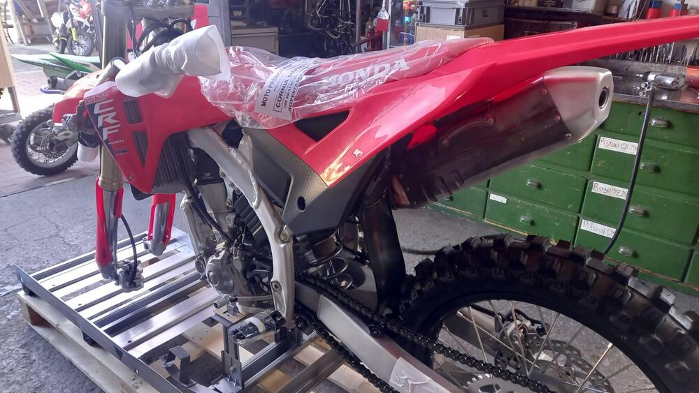 Honda CRF 450 R (2026) (2)