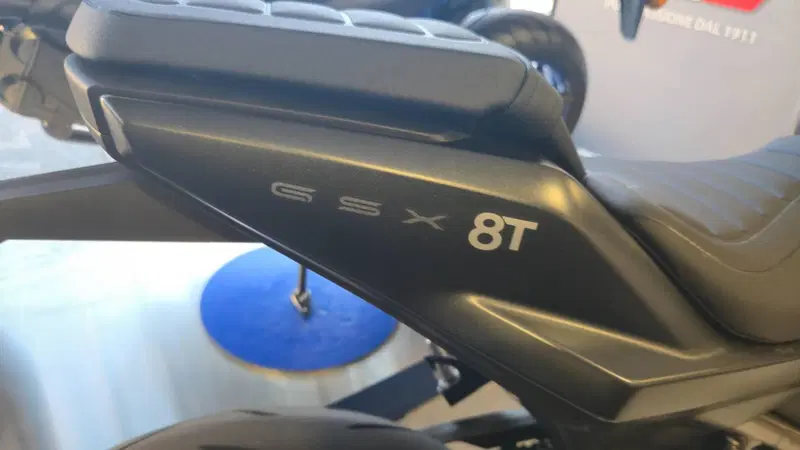 Suzuki GSX-8T (2025 - 26) (6)