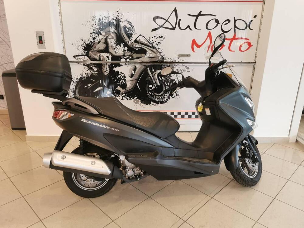 Suzuki Burgman UH 200 (2014 - 15)