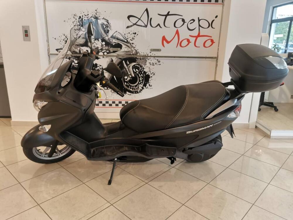 Suzuki Burgman UH 200 (2014 - 15) (2)
