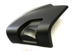 Coperchio vano portaoggetti /leg shield Yamaha T-M